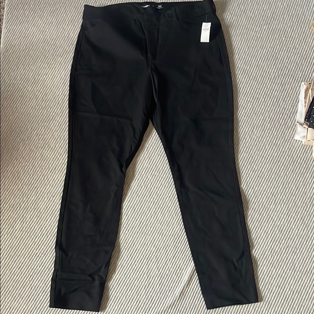 Old Navy Women's Pixie Pants